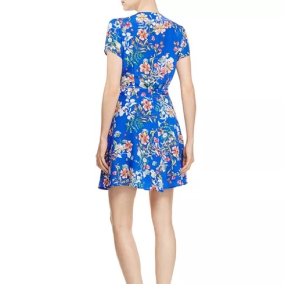 YUMI KIM Blue Pink Floral 100%‎ Silk Mini Wrap Dress Size M Summer Garden Party - Picture 3 of 10